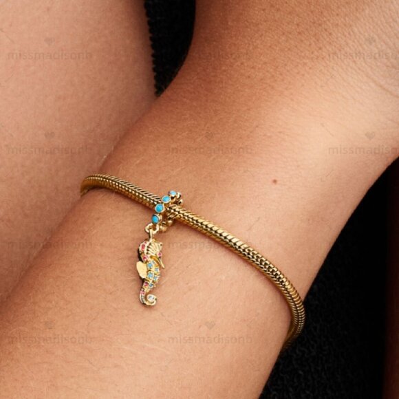 Pandora Seahorse Dangle Charm - Picture 4 of 6